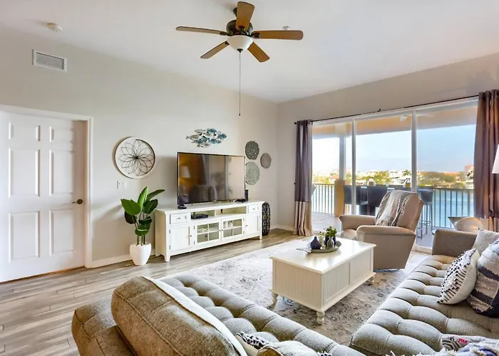 402 Island Key Clearwater Beach